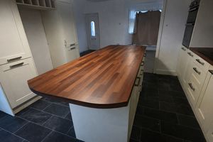 Photo 1- click for photo gallery